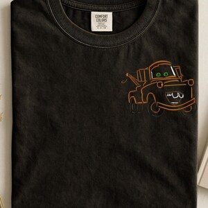 Puede incluir: Un juego de tres tazas de cer&aacute;mica con un acabado mate moteado. Las tazas son de color azul, verde y blanco. Cada taza tiene un dise&ntilde;o simple y moderno, ideal para caf&eacute; o t&eacute;.