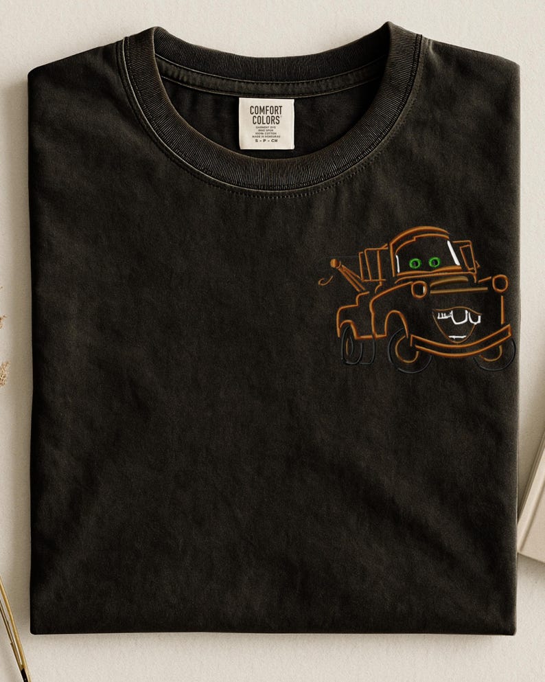 Puede incluir: Un juego de tres tazas de cer&aacute;mica con un acabado mate moteado. Las tazas son de color azul, verde y blanco. Cada taza tiene un dise&ntilde;o simple y moderno, ideal para caf&eacute; o t&eacute;.