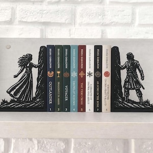 Outlander-inspired bookends featuring a couple in front of ancient Scottish stones – Scottish Highlands decor