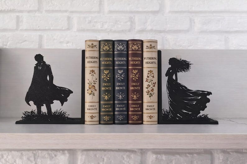 Sujetalibros Wuthering Heights – Heathcliff y Catherine – Gothic Romance Bookshelf Decor – amantes de la literatura – decoración romántica