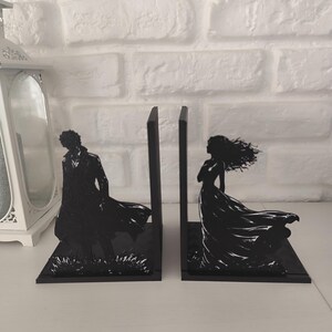 Sujetalibros Wuthering Heights – Heathcliff y Catherine – Gothic Romance Bookshelf Decor – amantes de la literatura – decoración romántica