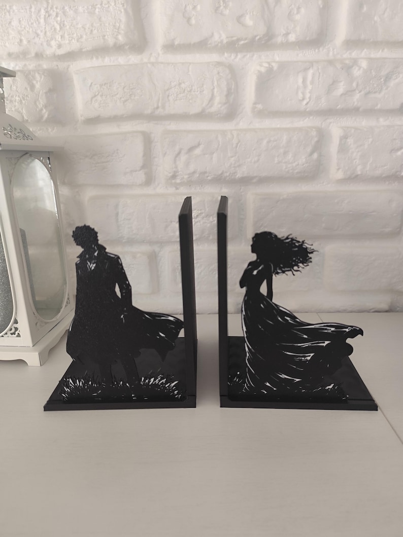 Sujetalibros Wuthering Heights – Heathcliff y Catherine – Gothic Romance Bookshelf Decor – amantes de la literatura – decoración romántica