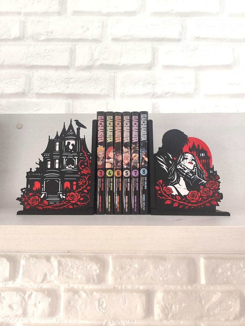 Este sujetalibros inspirado en Hunting Adeline es una pieza perfecta para fans del dark romance y las historias intensas que han conquistado BookTok. Inspirado en la novela Hunting Adeline de H. D.