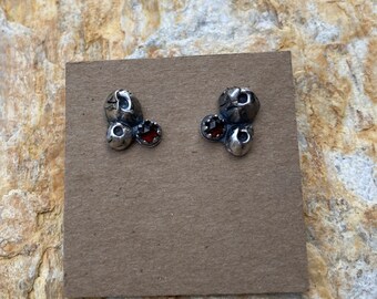 fine, sterling silver,earrings, post, stud, barnacles, rhodolite, garnet, jewelry