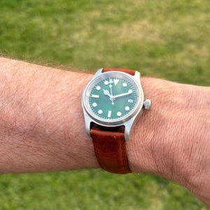 Men’s Stylish Watch Gift for Him Timeless Wristwatch Birthday Present Anniversary Gift Idea Fashion Accessory