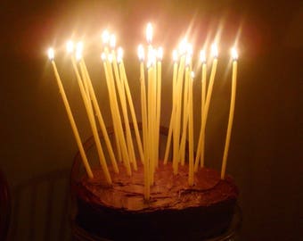 bougies d’anniversaire en cire d’abeille - grandes maigres - trempées à la main - paquet de 50 - topper de gâteau d’anniversaire