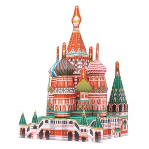 Op de afbeelding: Een kleurrijke 3D-puzzel die de Basiliuskathedraal uitbeeldt. Het model heeft rode, groene en witte architectonische details, waaronder uivormige koepels en ingewikkelde patronen. De puzzel is een gedetailleerde weergave van het iconische Russische monument.