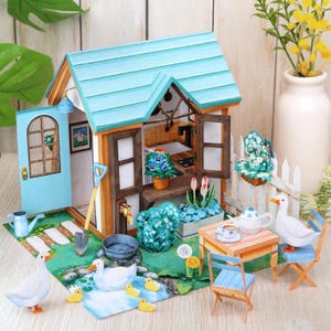 Garden House papercraft for kid template kit Miniature, DIY