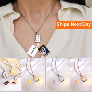 Collar con carta de amor personalizada con texto y foto • Collar con forma de sobre • Medallón con forma de sobre personalizado • Regalo de San Valentín con foto grabada