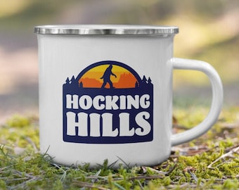 Taza Bigfoot de Hocking Hills: Taza de camper esmaltada de recuerdo de Ohio