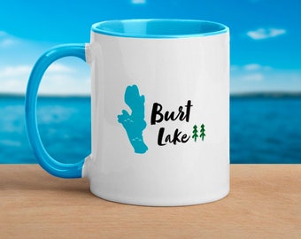 Taza de café Burt Lake Michigan: Taza de cerámica colorida