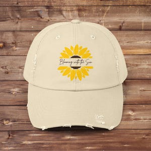 Sunflower Distressed Cap: Women&#39;s Vintage Style Baseball Hat