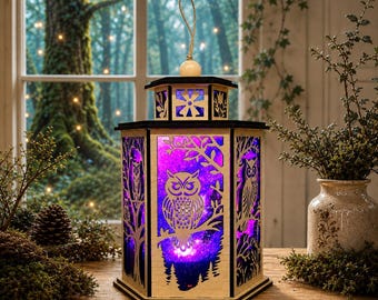 Linterna de bosque con forma de búho galáctico – Decoración para el hogar con búhos, estilo rústico boscoso.