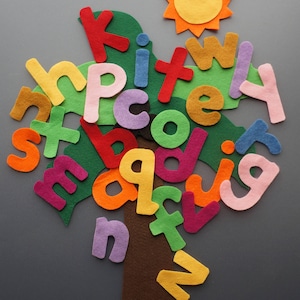 Chicka Chicka Boom Boom ABC Felt Story // Felt Stories // Flannel Board Story // Circle Time // Preschool stories