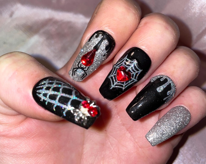 Gothic, Halloween. Red, black, silver, spider, webs. Reusable, Press-on nails, false nails. Glossy finish.
