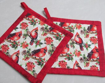 Winter Cardinals Birds gewatteerde handgemaakte pannenlappen