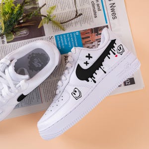 Handgemalte Valentinstag Herz Air Force 1 Benutzerdefinierte Schwarze Tropft Turnschuh-Karikatur Farbe Air Force One Schwarz AF1 Schuhe Hochzeitsschuhe