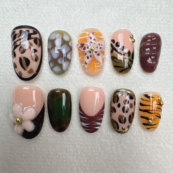 Flower Press On Nails: Custom Art Gel Nail Set