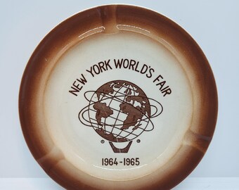 Vintage 1964-1965 New York Worlds Fair Souvenir Ashtray-mid