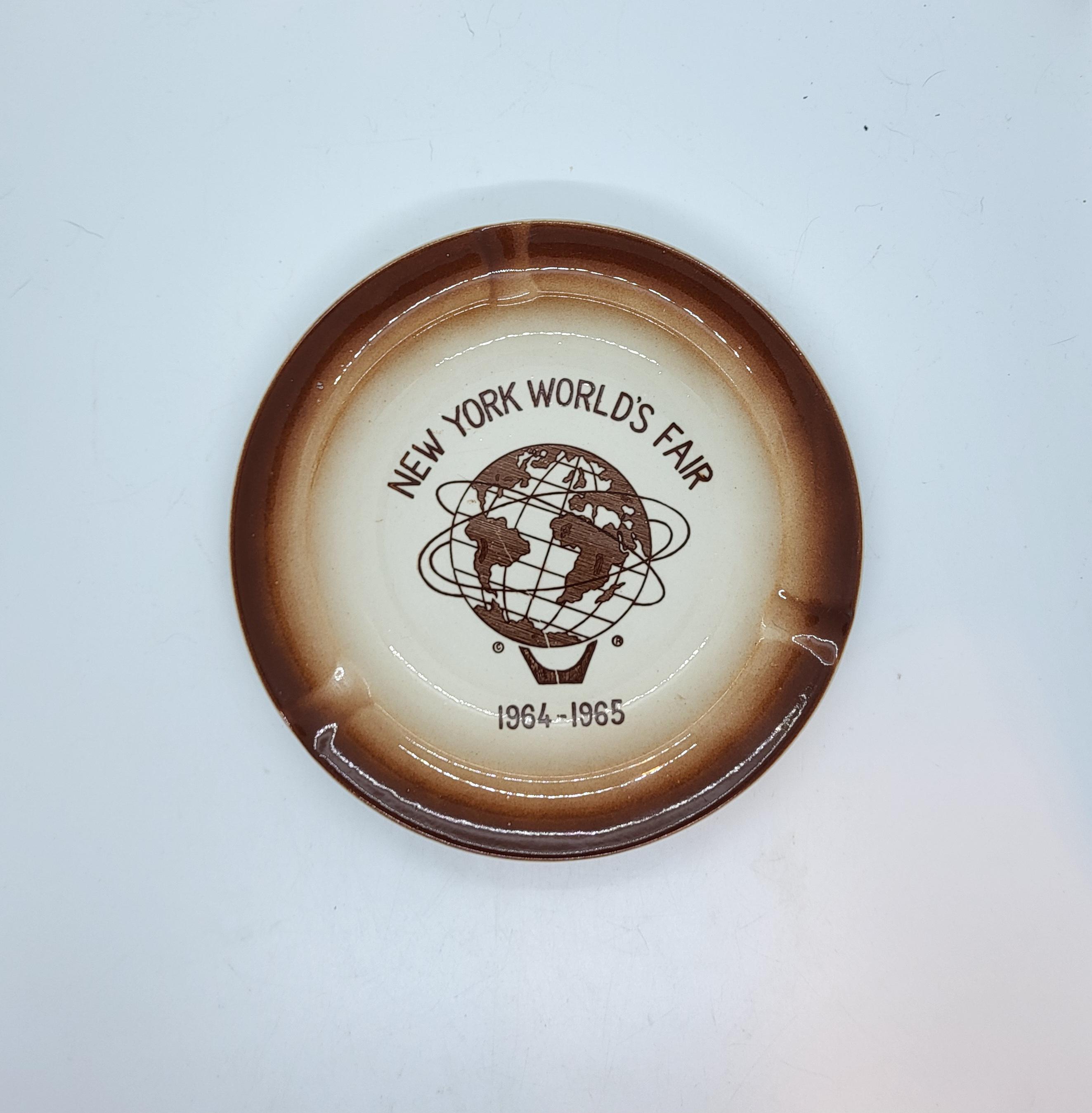 Vintage 1964-1965 New York Worlds Fair Souvenir Ashtray-mid