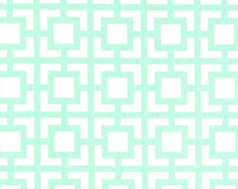 Mint Geometric Runner