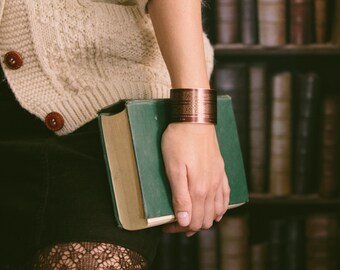 Charlotte Bronte Kapitel Roman - Jane Eyre Zitat - Literatur Buch Manschette Armband - Geschenke für Sie - Bibliothekar - Lehrer Bücherwurm Geschenke