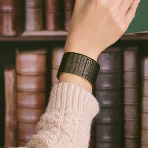 Jane Austen Stolz und Vorurteil Geschenke - Literarisches Buch Seite Manschette Armband - Bücherwurm Bibliophile - Perfektes Geschenk für die Frau