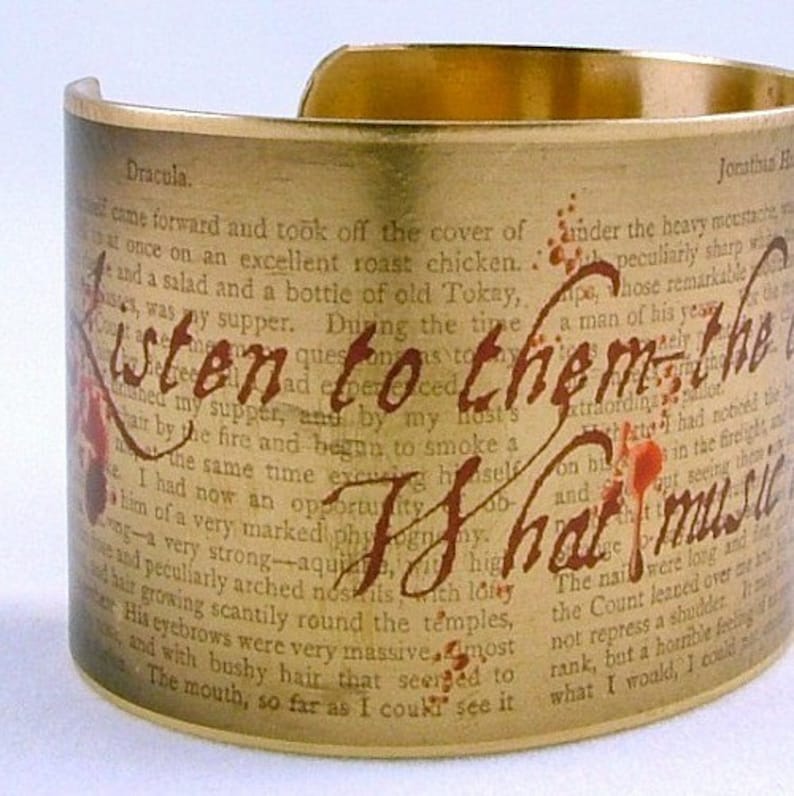 Dracula Quote Cuff Bracelet - Bram Stoker Vampire Gothic Literature - Literary Gift - Blood Red - Horror Bookish Gift image 3
