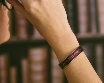 Oscar Wilde Quote Skinny Cuff Bracelet - Resist Everything Except Temptation - Literature Gift For Book Lover