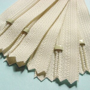 Wholesale Fifty 10 Inch Vanilla YKK Zippers Color 121 image 4