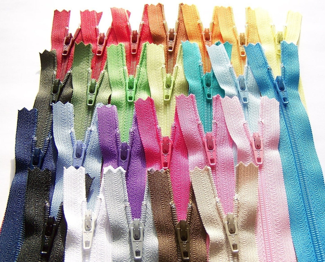 SALE 25 Assorted 9 and 10 Inch Zippers red orange yellow green Etsy