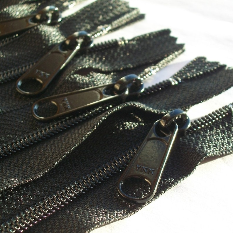 Zippers YKK Brand Long Pull Handbag Style 5 Pieces Color 580 Black available in 9,12,14,16,18 and 24 Inches image 3