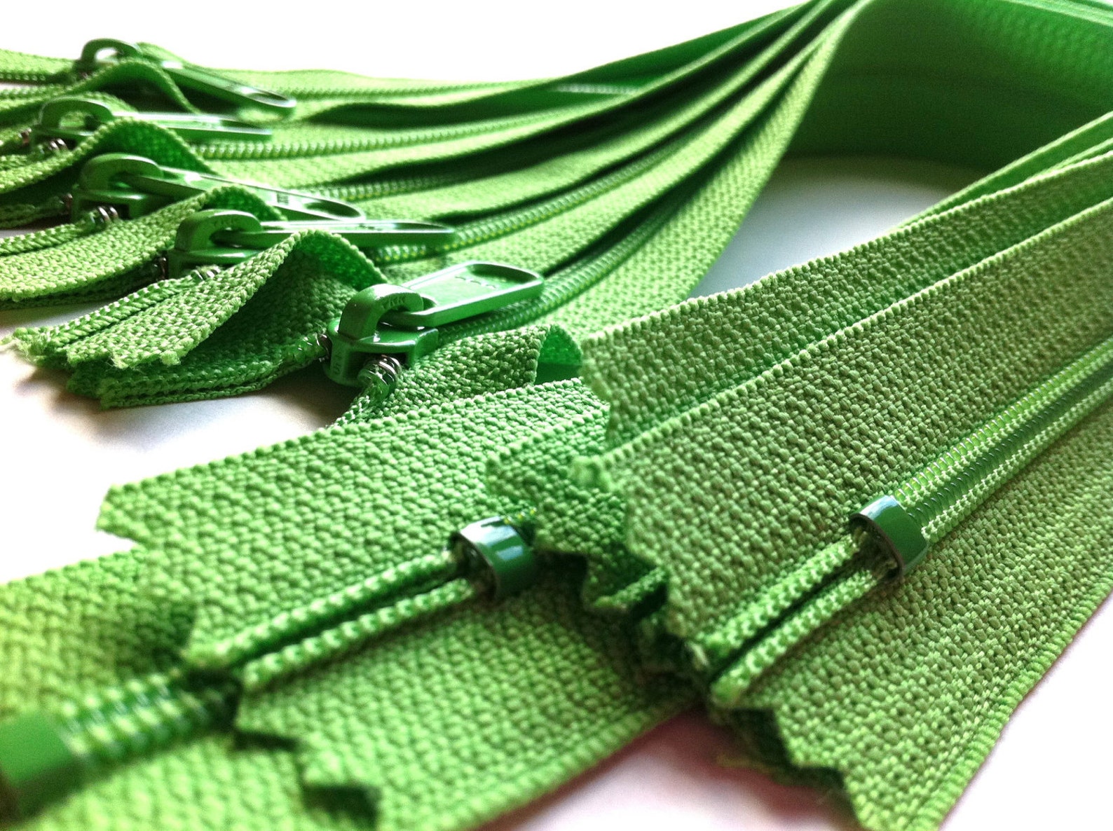 Zippers 18 Inch 4.5 Ykk Purse Zippers with a Long Handbag Etsy