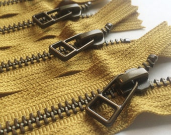 YKK metal zippers -antique brass finish -DHR wire style pull- (5) pieces - Monster Snot Gold 828- Available in 9,10,14 and 18 Inch