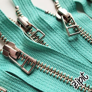 Liquidazione - Cerniere metalliche YKK con finitura in nichel argentato e tiralampo DHR Wire - (5) pezzi - Acquamarina 049 - disponibili in 14 pollici