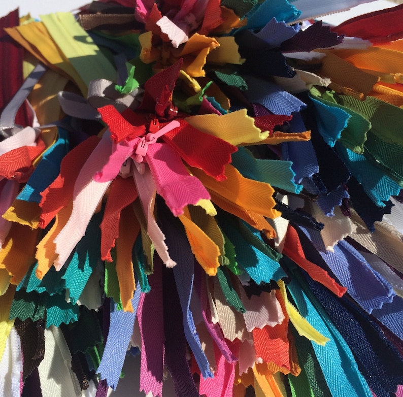 YKK Invisible Zippers- 25 assorted- Mixed lot of colors- brights, lights, darks, and neutrals- Available in 9,14,16,18 and 22 Inches image 5
