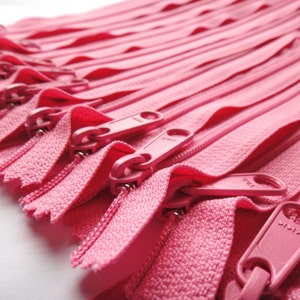 YKK Zippers- Long Handbag Pull Purse Zippers Color 515 Princess Pink (5) Pieces- Available in 8,9,10,12,14,16,18 and 24 inches