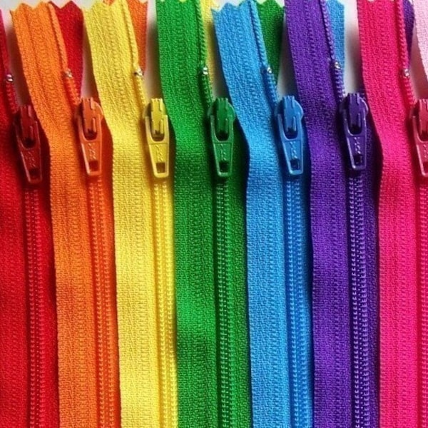 Ykk Zipper Rainbow Sampler Pack 10 zippers- available in 3,4,5,6,7,8,9,10,12,14,16,18 and 22 inches