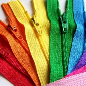 Ykk Zipper Rainbow Sampler Pack 10 zippers available in 3,4,5,6,7,8,9,10,12,14,16,18 and 22 inches image 3