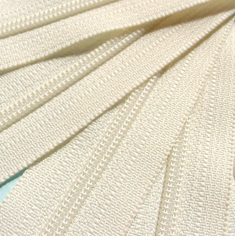 50 Vanilla 4 Inch YKK Zippers Color 121