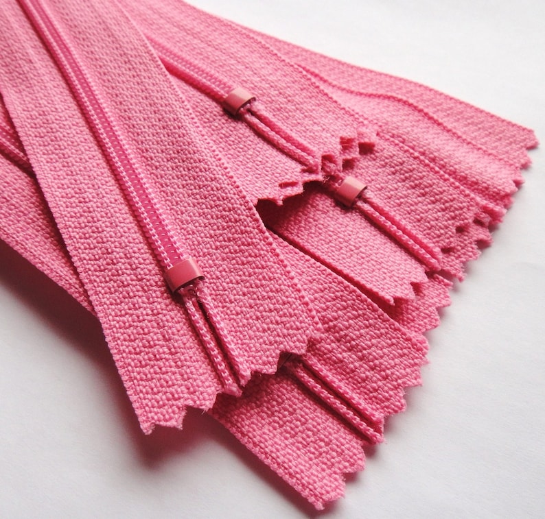 YKK Zippers Long Handbag Pull Purse Zippers Color 515 Princess Pink 5 Pieces Available in 7,8,9,10,12,14,16,18 and 24 inches image 3