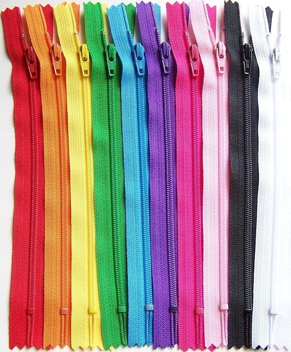 Bubble Gum 22in Zipper Bubble Gum 22in Zipper