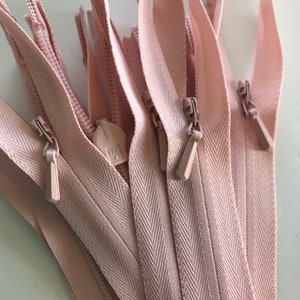 INVISIBLE Zippers- YKK Color 274 Dusty Rose- 5 Pieces- Currently available in 22 Inch- Pale Pink