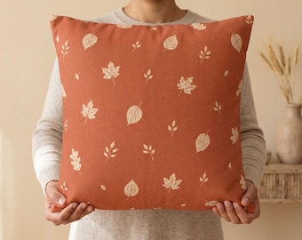 Scattered Leaf Pillow Cover, Rust Autumn Leaves Throw Pillowcase, Botanical Farmhouse Couch Cushion Case, Fall Thanksgiving Home Decor Gift