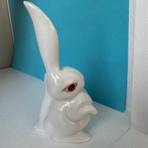 Authentic HEREND rabbit one ear up/ natural