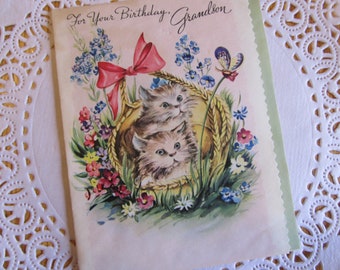 Vintage Karte für den Geburtstag Ihres Enkelsohns: Kätzchen im Blumenkorb, 1950er Jahre