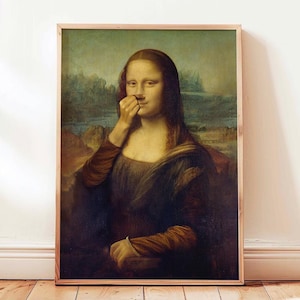 Funny Mona Lisa Parody Print - Humorous Bathroom Wall Art - Vintage Mona Lisa Artwork for Bathroom Decor