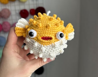 Peluche de pez globo Fugu de ganchillo. Animales marinos de peluche. Regalo para amantes de los animales marinos. Juguetes de amigurumi de ganchillo. Un pez encantador para niños. Día de San Valentín.