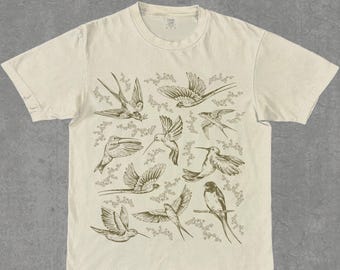 Blumen und Kolibri Shirt, Vintage Tier T-Shirt, süße Vogel Shirts, Vogel Liebhaber Shirt, Vogelmuster T-Shirt, Komfort Farben Shirt Frauen