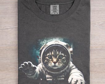 Comfort Colors Cat Astronaut Shirt - Cat in Space T-shirt Cat Lover Tshirt Meme shirt Funny Graphic Tee Vintage T-Shirts for Cat Lover Gift